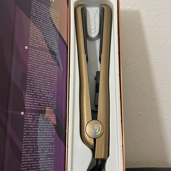 Glister ceramic hair straightener in champagne with selfie ring - Picture 7 of 8